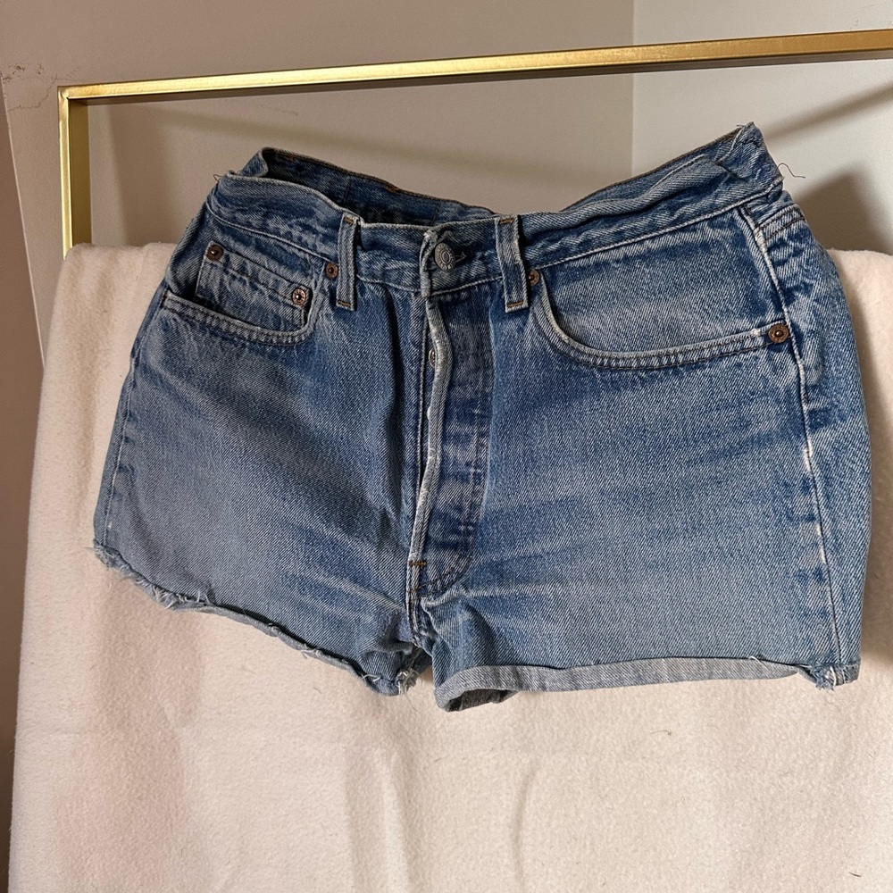 Vintage Levi’s shorts